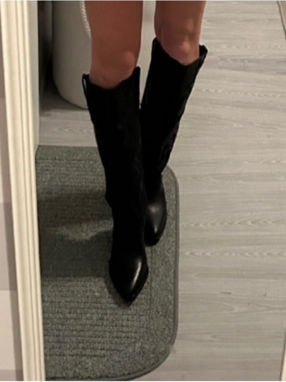 Crown Vintage Black Embroidered Western Knee Boot - Picture 4 of 7